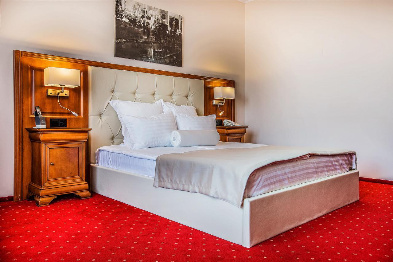 Hotel Athos R.M.T. Cluj-Napoca Værelse billede