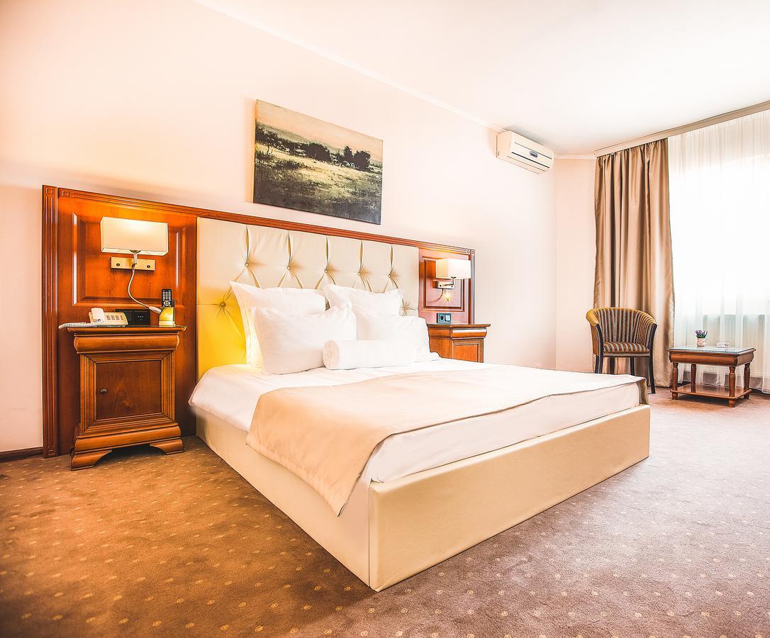 Hotel Athos R.M.T. Cluj-Napoca Eksteriør billede