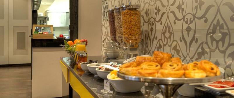 Hotel Athos R.M.T. Cluj-Napoca Eksteriør billede