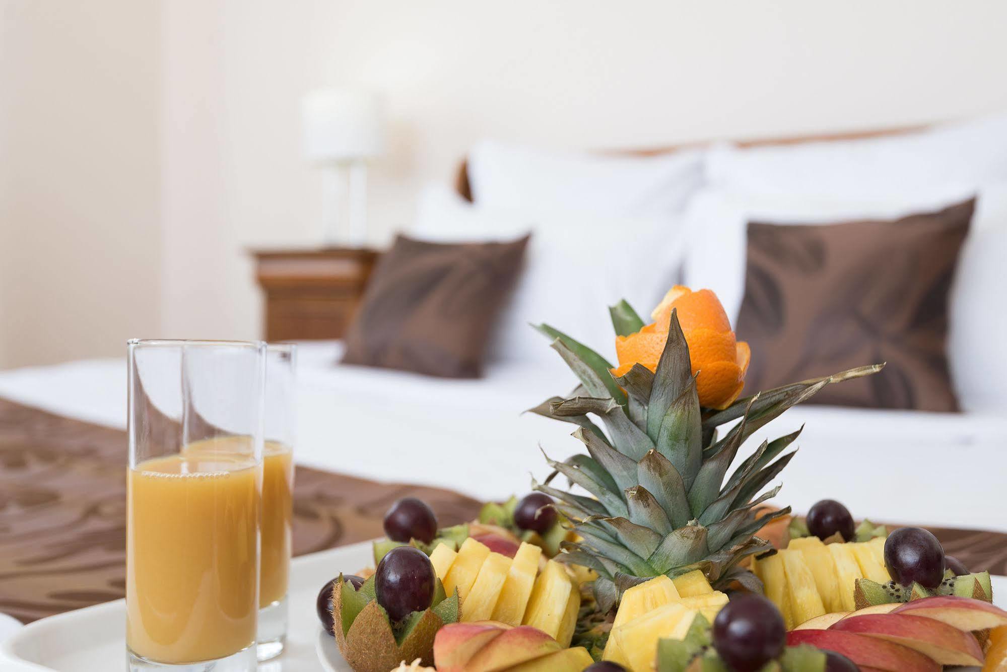 Hotel Athos R.M.T. Cluj-Napoca Eksteriør billede