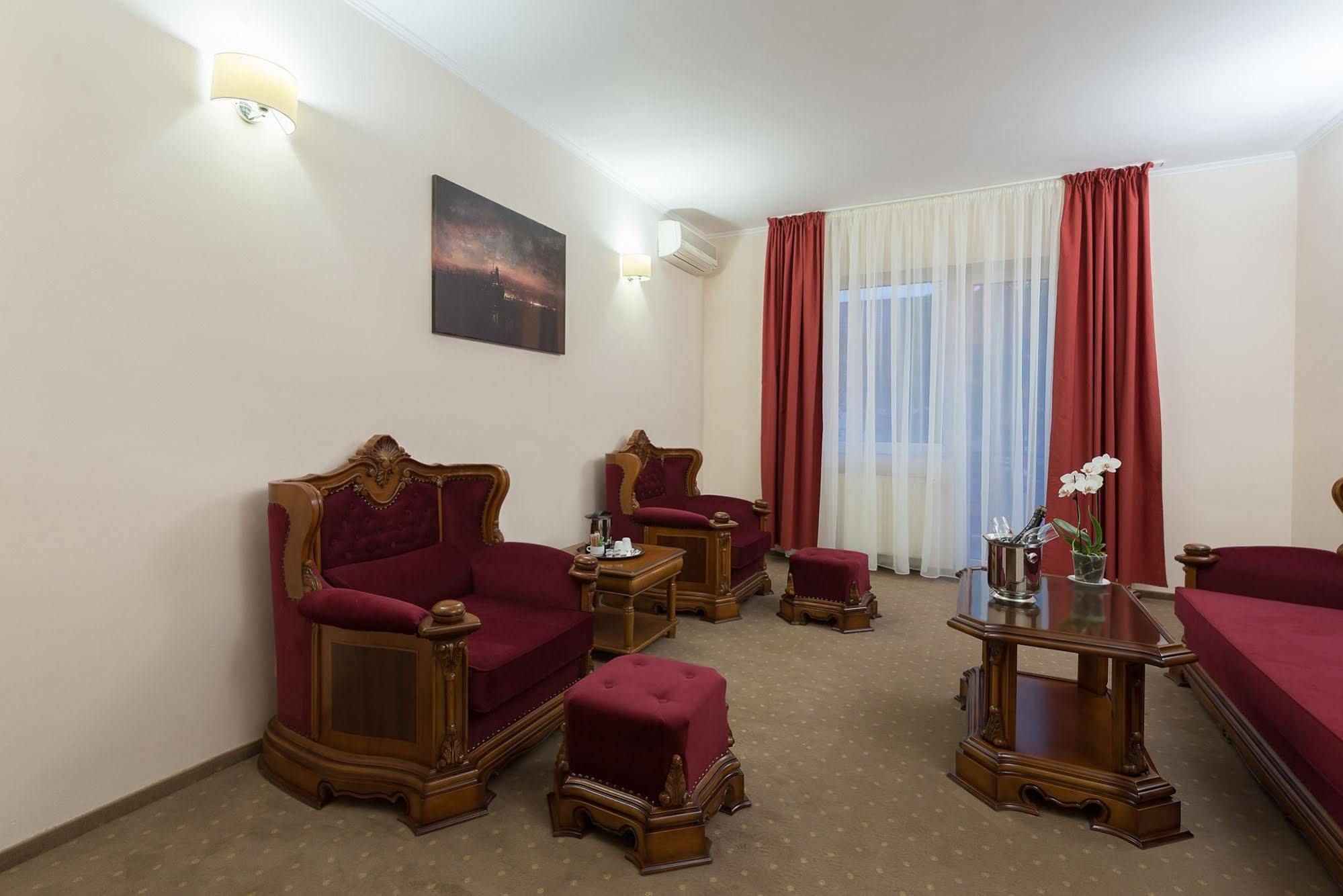Hotel Athos R.M.T. Cluj-Napoca Eksteriør billede